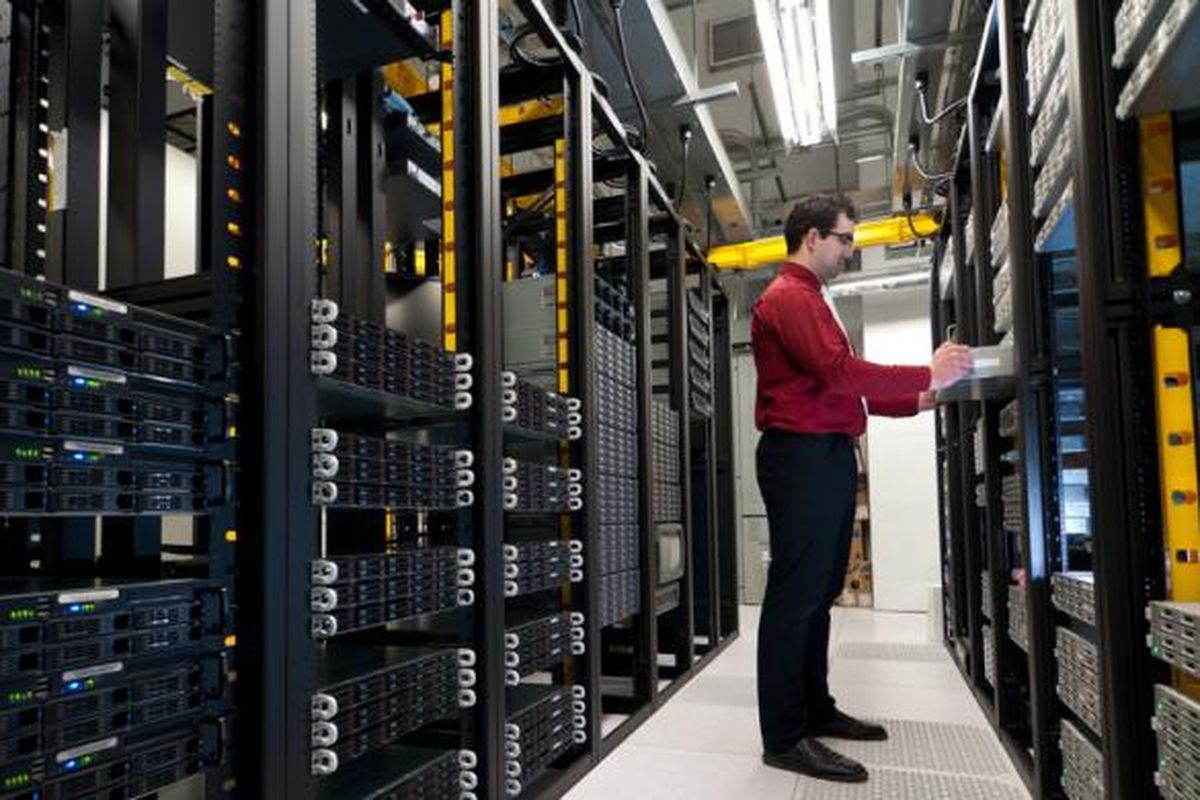 Server Data Center Bekas